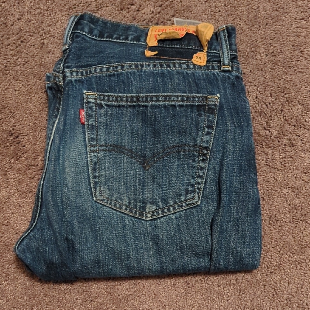 Men's Levi's boot cut jeans